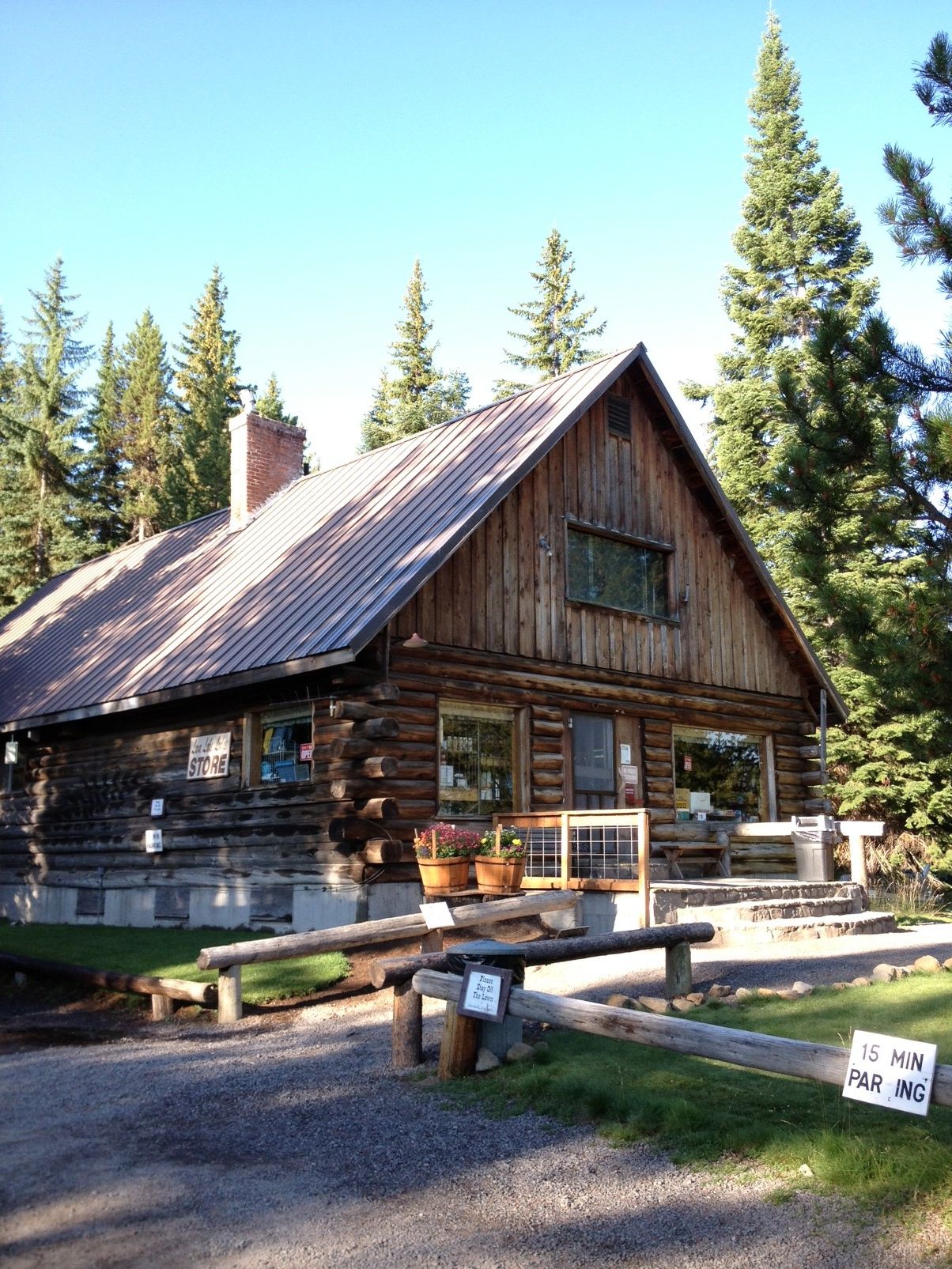 Lava Lake Grocery: tackle, boat rentals, hot shower, laundry, you name it.