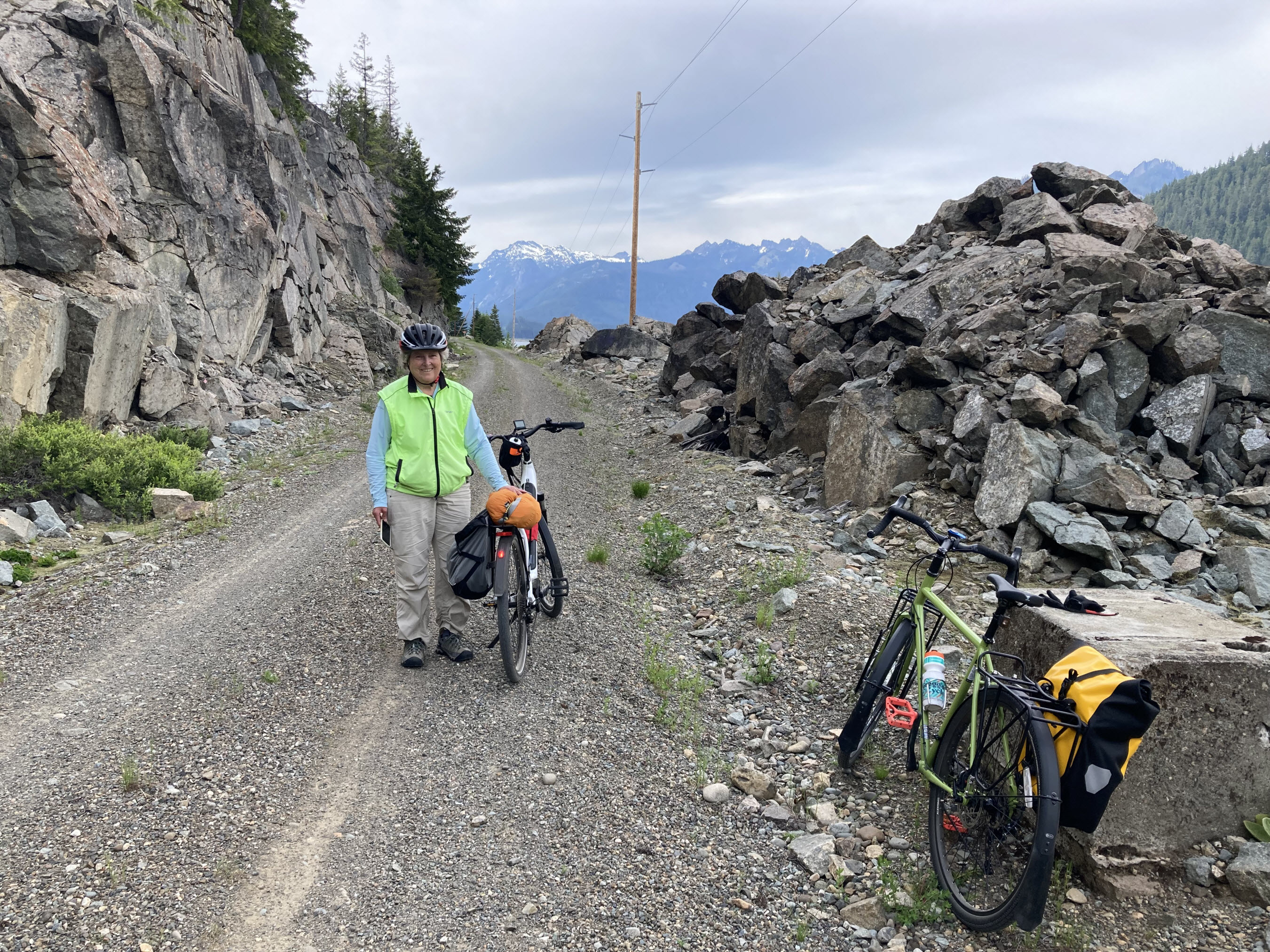 Along the east shore of Lake Keechelus on the P2C.