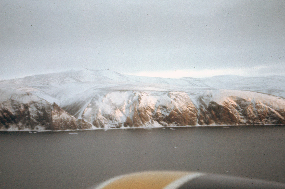 Flying in a Beech 18